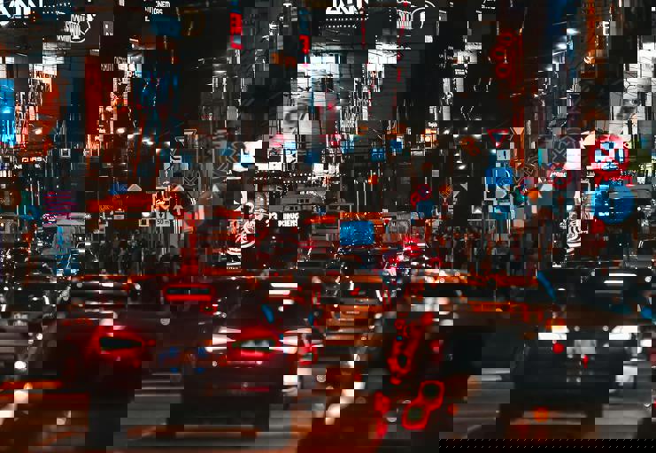 Aumento repentino no tráfego levanta debate sobre mobilidade urbana